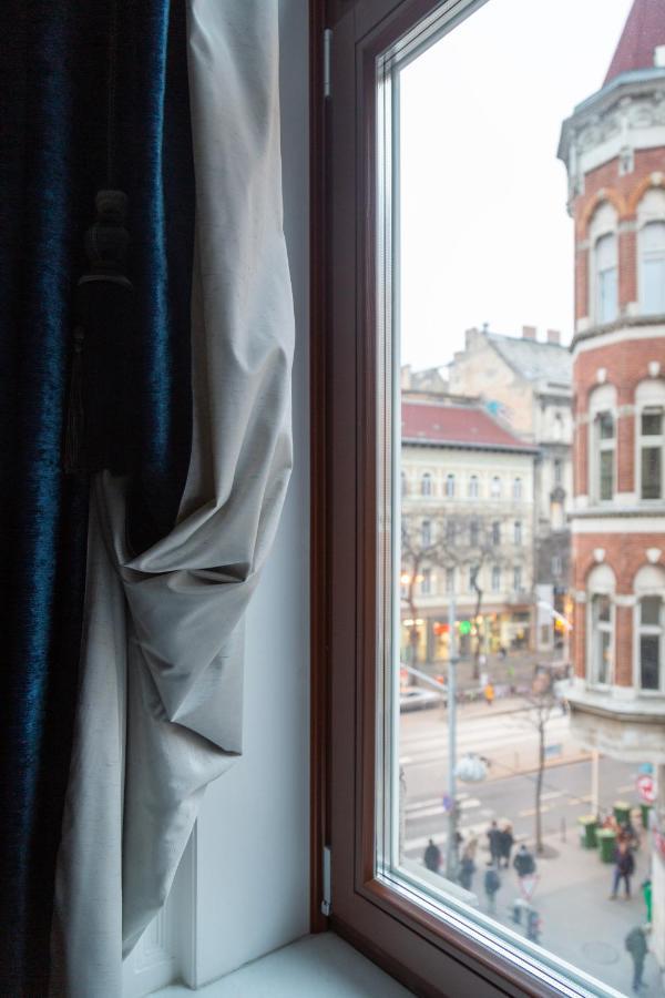 Luxury Apartment With Balcony Next To The New York Cafe Budapest Exteriör bild
